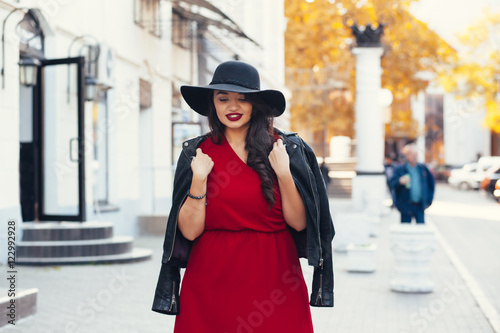 Street fashion, plus size model