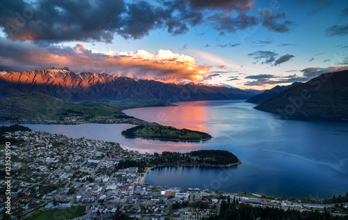 Cityscape, sunset of queenstown with lake Wakatipu from the skyl