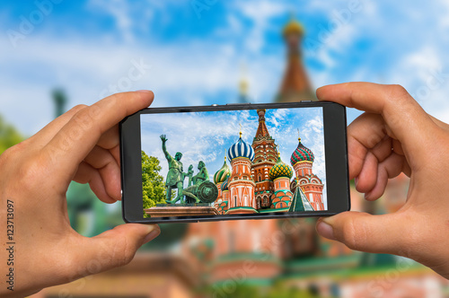 Taking photo of St. Basils cathedral in Moscow with cell phone