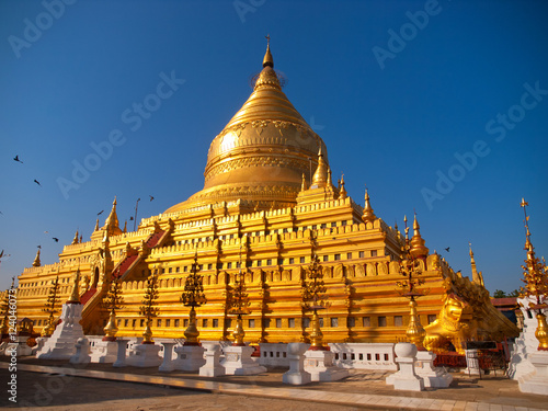 Shwezigon Pagoda is one of the biggest religious places in Bagan