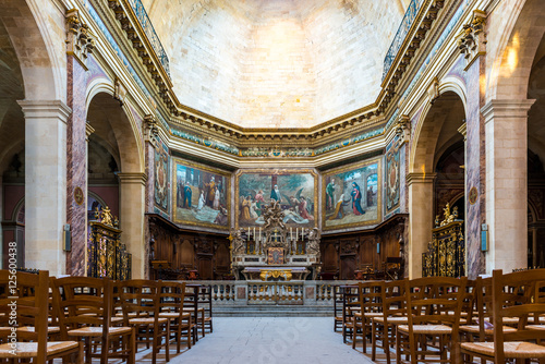 Intérieur de Notre-Dame de Bordeaux, Gironde, Nouvelle-Aquitaine
