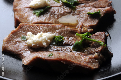 Lidah sapi Beef tongue Beestong Lingua di manzo Carne Lengua de kren res Langue bœuf מאכל viande לשון 牛タン Llengua de vaca Cren Horseradish Meerrettich Torma Chrzan pospolity Rábano Křen selský 辣根 