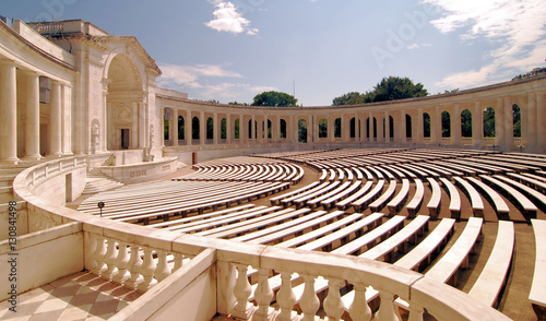 The Arlington Cemetery Amphitheater / The Arlington Cemetery Amphitheater at the Arlington National Cemetery