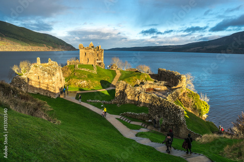 Zamek Urquhart i Loch Ness