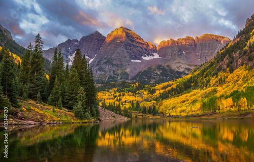 Maroon Bells - Fall Foliage