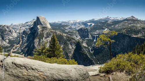 Half Dome rock from Glacier Point, Yosemity Nat'l Park, CA, USA