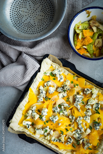 Puff pastry with pumpkin and gorgonzola cheese