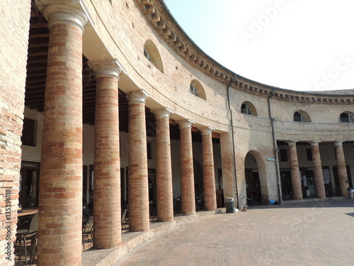 Senigallia - il mercato del Foro