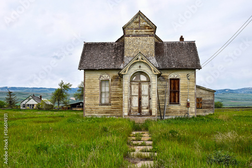 Oregon trail, Ovid, former Mormon church