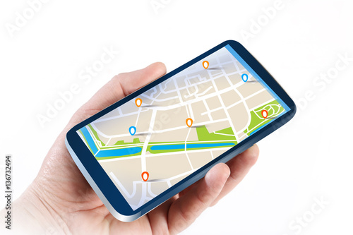 Mobilna nawigacja GPS na tablecie w ręce