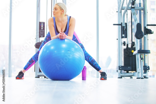 fitness gym pilates ball