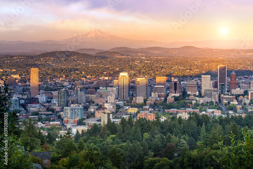 Downtown Portland, Oregon at sunset