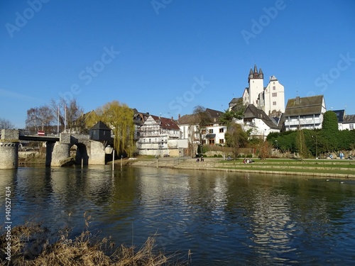 Diez an der Lahn mit alter Brücke und Grafenschloss