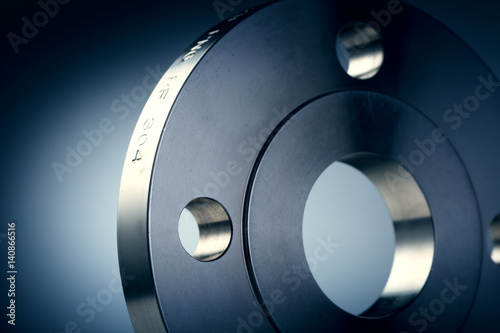 Industrial metal flanges