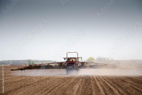 Corn Spraying,chemicals management