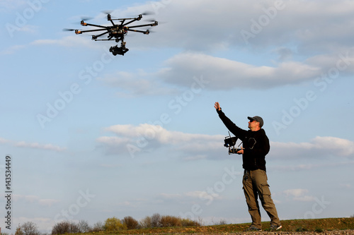 drone pilot, UAV , Multirotor, Photography, Helicopter 
