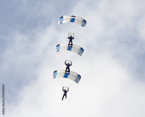 group of parachutistes