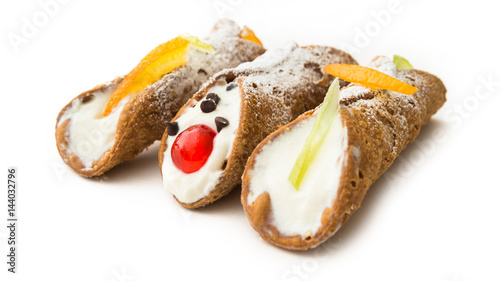 Cannoli Siciliani, Italian Dessert