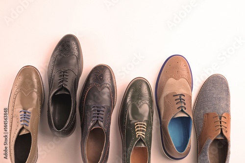 Men's classic casual shoe models