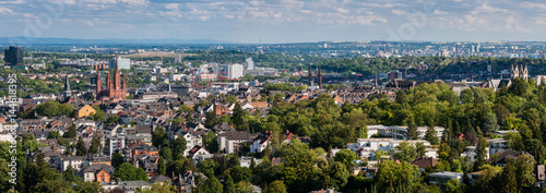 Blick auf Wiesbaden vom Neroberg; Deutschland