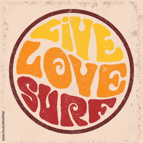 Round badgeLive Love Surf.