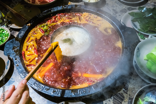 chengdu hot pot, sichuan chafing dish