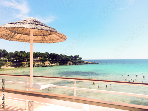 una bellissima immagine di una spiaggia del sud-Italia