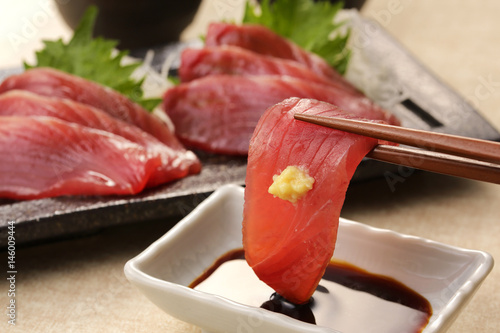カツオの刺身 Skipjack sashimi