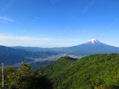 Mt.Fuji de la montagne "Mitsutouge" au début de l'été