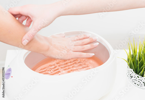 Paraffin wax bath