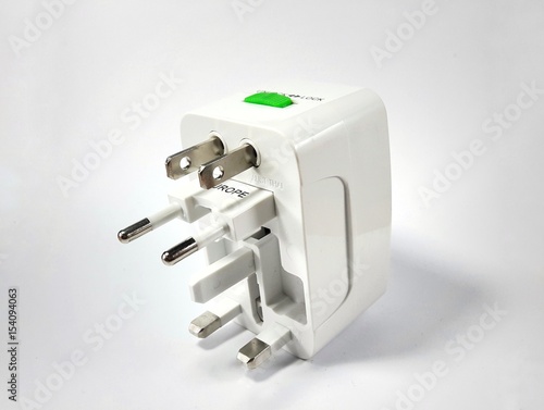 Universal traveller plug adaptor