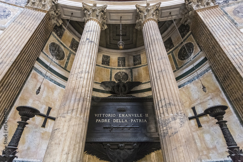 Tomb of Vittorio Emmanuel, Pantheon