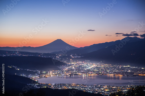 高ボッチ高原から夜明けの富士山