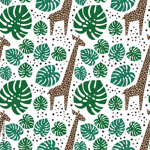 Giraffes, palm leaves and dots seamless pattern on white background. Jungle animals with tropical plants print. Fashion safari design for textile, wallpaper, fabric.