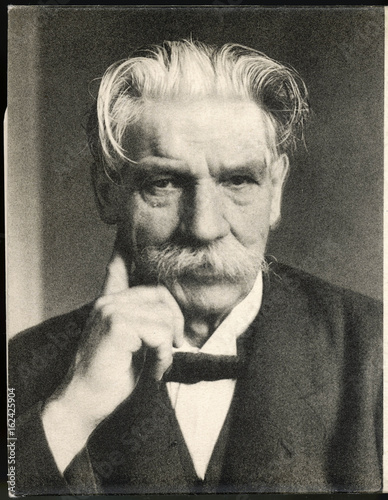 Schweitzer - Postcard. Date: 1875 - 1965