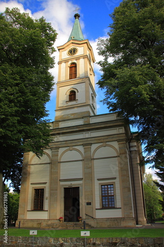 Kościół Ewangelicko-Augsburski apostołów Piotra i Pawła w Wiśle, wybudowany w 1838 roku w stylu klasycystycznym.