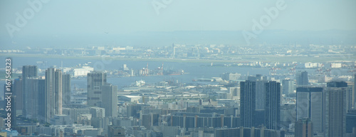 日本の東京都市景観（東京湾や羽田空港方面を望む）