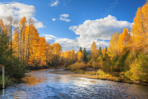 Fall colors on Snoqualmie River