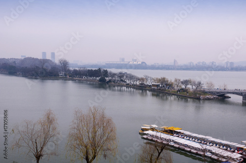 xuanwu lake