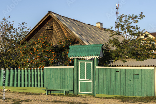 Wiejski dom na wyspie Olchon, Bajkał, Syberia