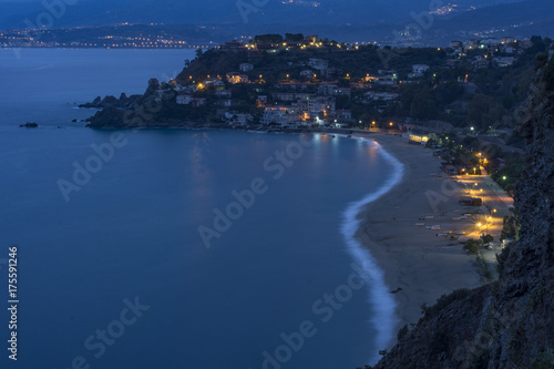 La Spiaggia di Caminìa al crepuscolo, Calabria