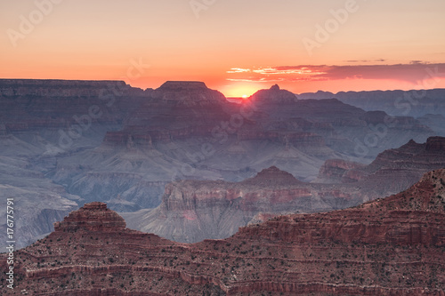 amazing sunrise at grand canyon national park, arizona