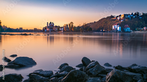 Fantastischer Sonnenuntergang über Passau die Dreiflüssestadt