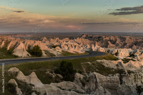 badlands, zachód, park narodowy, stany zjednoczone, ameryka, góra, badlands, pustynia, suchy, nieużytki, płaskowyż, przygoda, pejzaż, dzień ,niebo