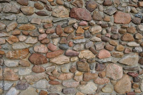 Mur z kamienia