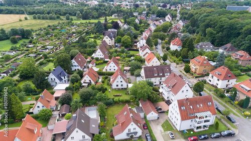 Luftaufnahme einer Kleinstadt