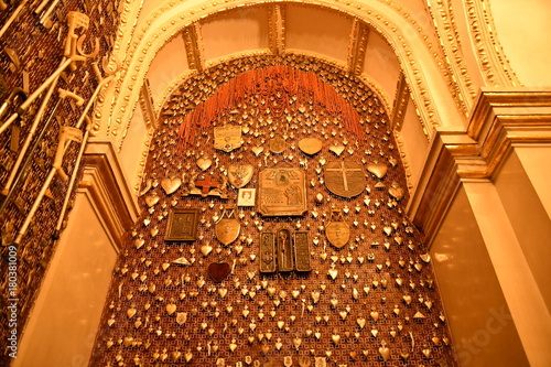 ポーランド チェンストホヴァ ヤスナ・グラ修道院 黒い聖母 黒いマドンナ Poland Częstochowa Jasna Góra Monastery Black Madonna Zespół klasztorny paulinów na Jasnej Górze Matka Boska Częstochowska Polska