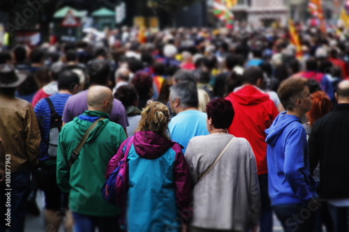 Muchedumbre congregada en una manifestación