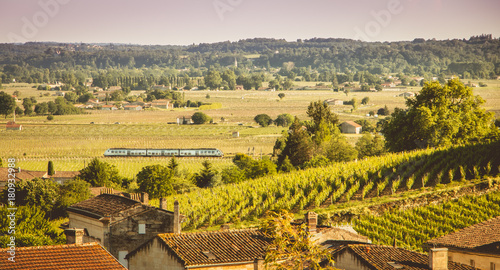 train passes in the valley of Saint Emilion