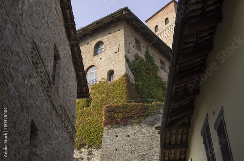 Serralunga d'Alba - scorcio